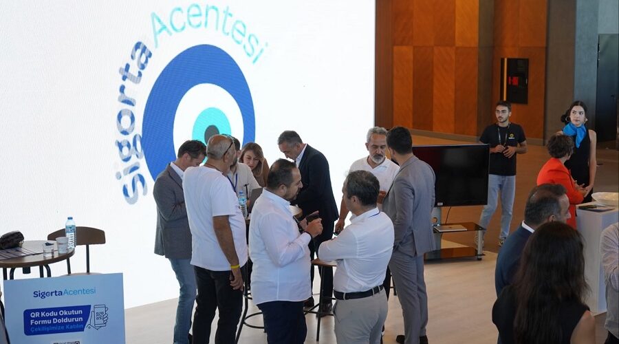 Antalya Sigorta Fuarı ve Kongresi’nde SigortaAcentesi.com Tanıtıldı