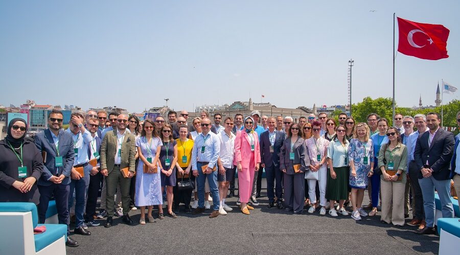 Neova Sigorta, Reasürörleriyle İstanbul Boğazı’nda Bir Araya Geldi