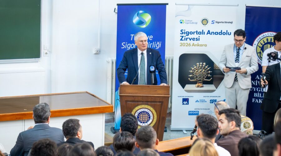Sigorta Sektörü Akademi, Kamu ve Gençlerle Geleceği Konuştu
